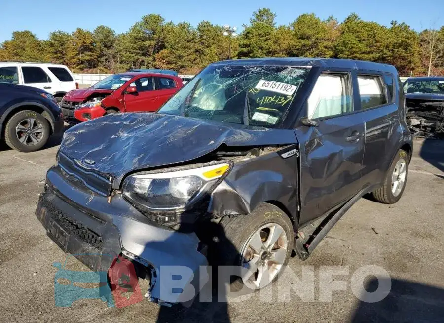 KNDJN2A2XH7410437 Photo# 2