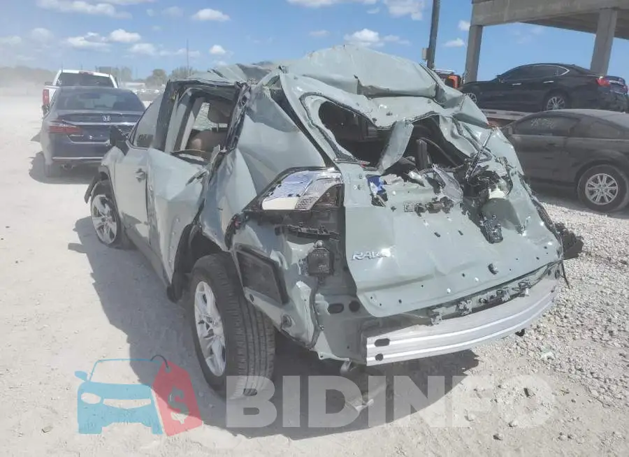 JTMW1RFV2LD518249 Photo# 3