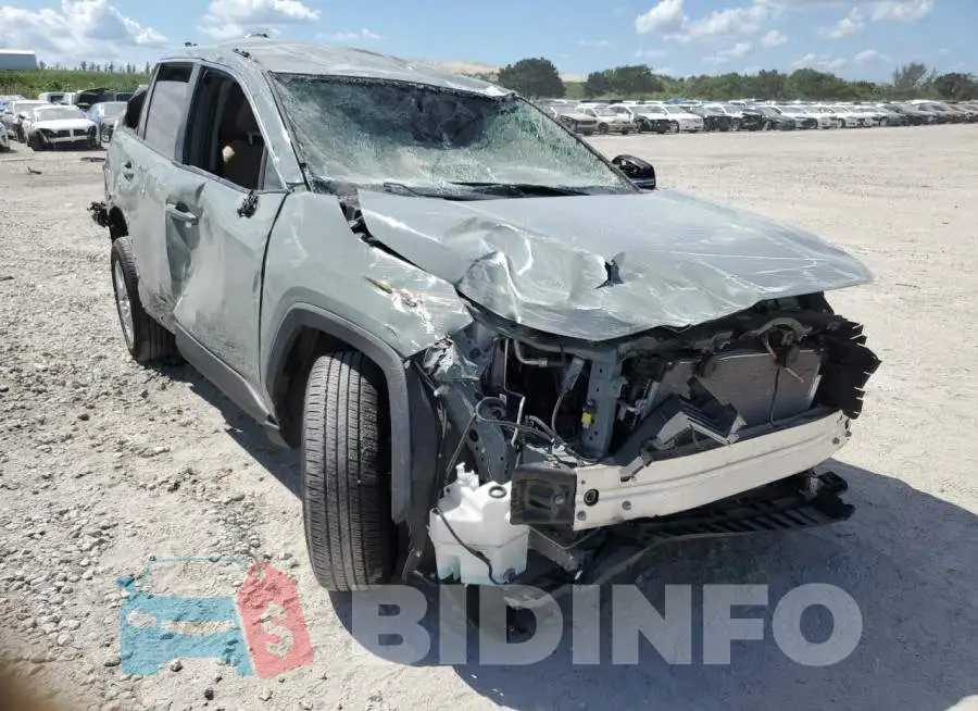 JTMW1RFV2LD518249 Photo# 1