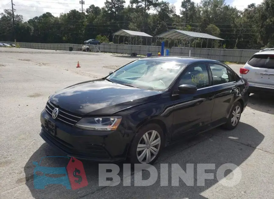 3VW167AJ2HM414454 Photo# 2