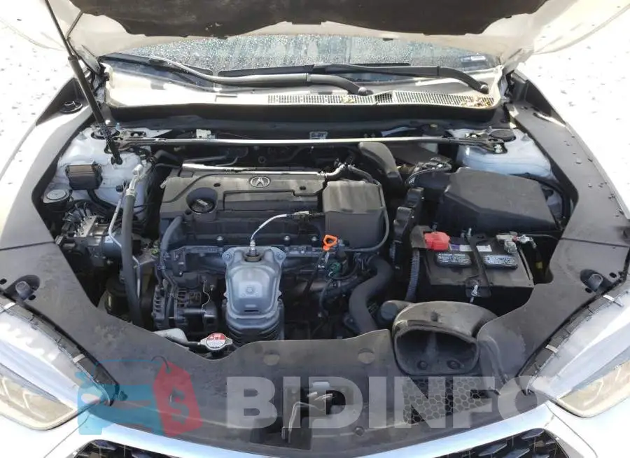 19UUB1F52JA000826 Photo# 7
