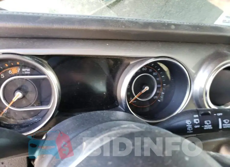 1C4HJXEN4KW552033 Photo# 8