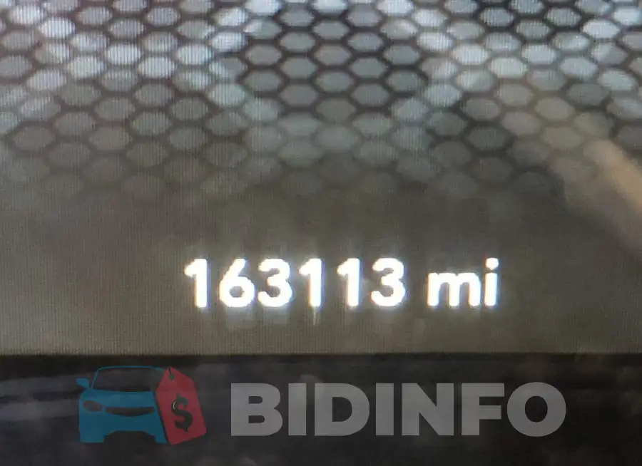 2C3CDXHG1HH626762 Photo# 8