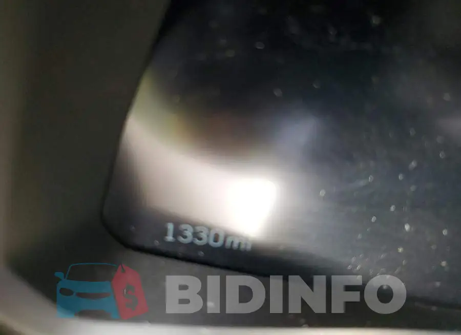1G6D75RP2N0410528 Photo# 8