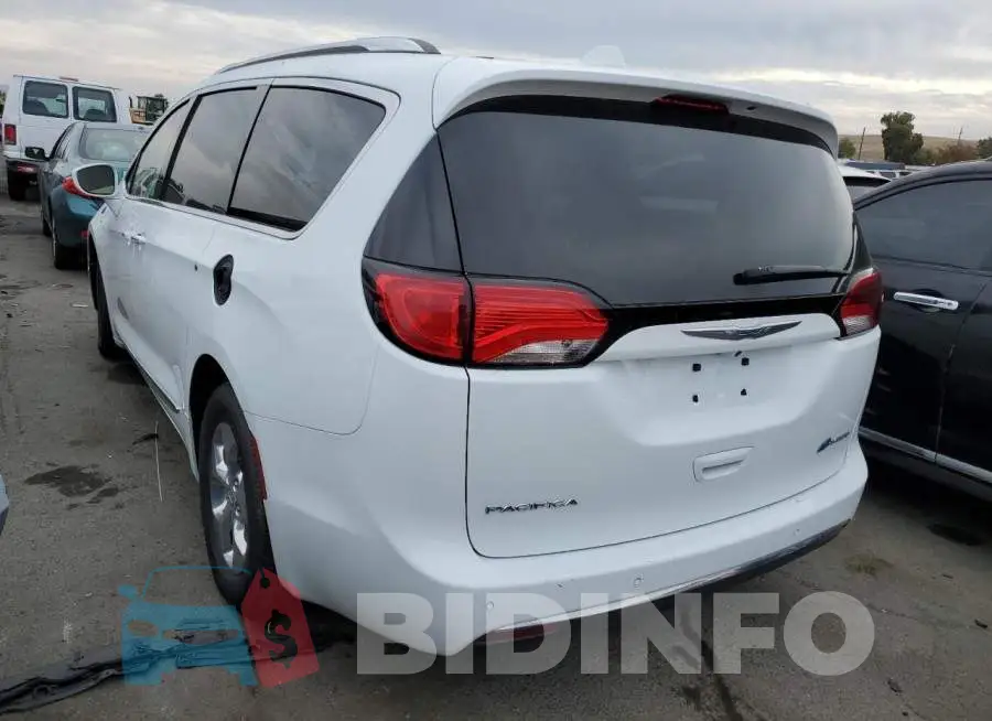 2C4RC1L72LR204323 Photo# 3