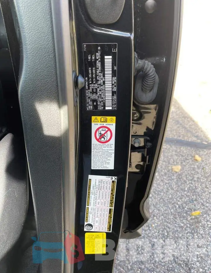 JTJBZMCA2H2018555 Photo# 9