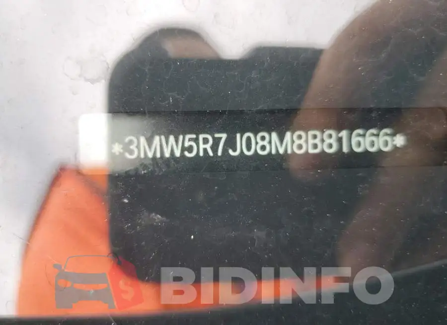 3MW5R7J08M8B81666 Photo# 12