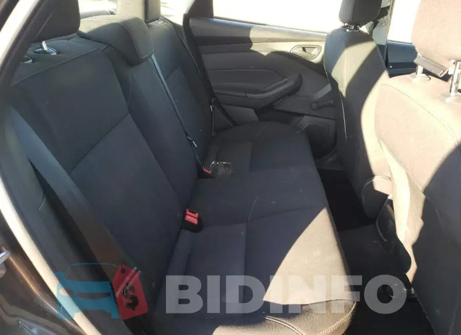1FADP3E2XJL320103 Photo# 10