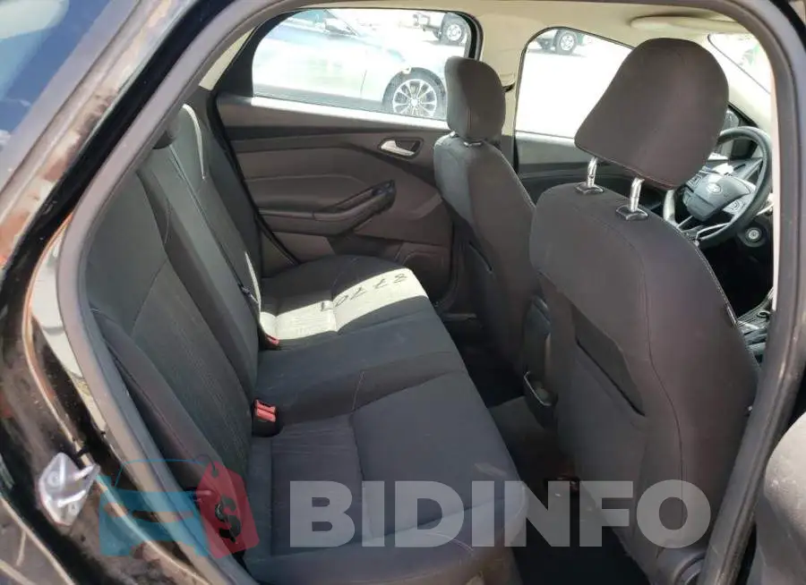 1FADP3F27HL284671 Photo# 6