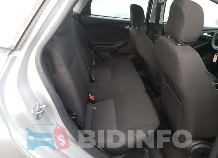 1FADP3K27HL330683 Photo# 6