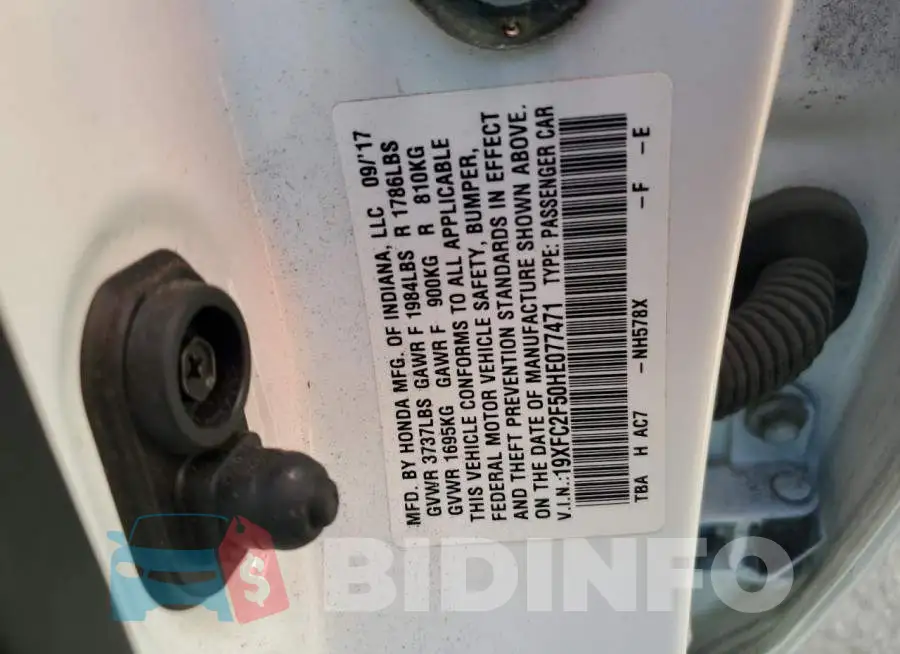 19XFC2F50HE077471 Photo# 10