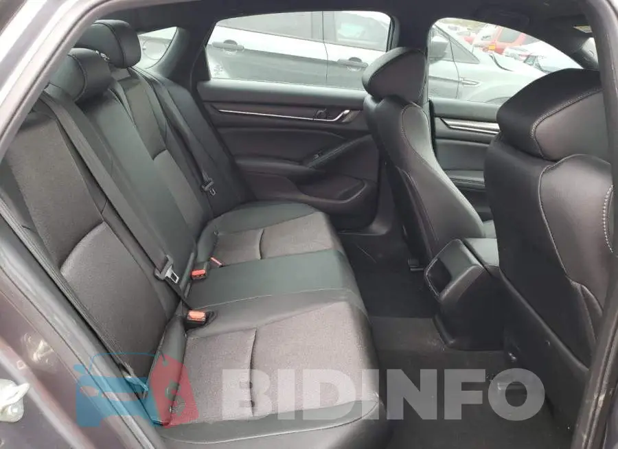 1HGCV1F35KA162775 Photo# 10