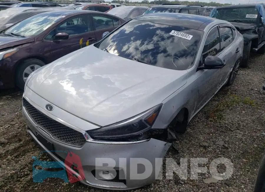 KNALC4J17H5068441 Photo# 2