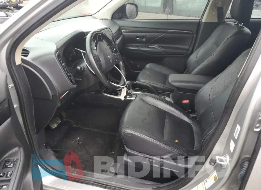 JA4AD3A38JZ047576 Photo# 7