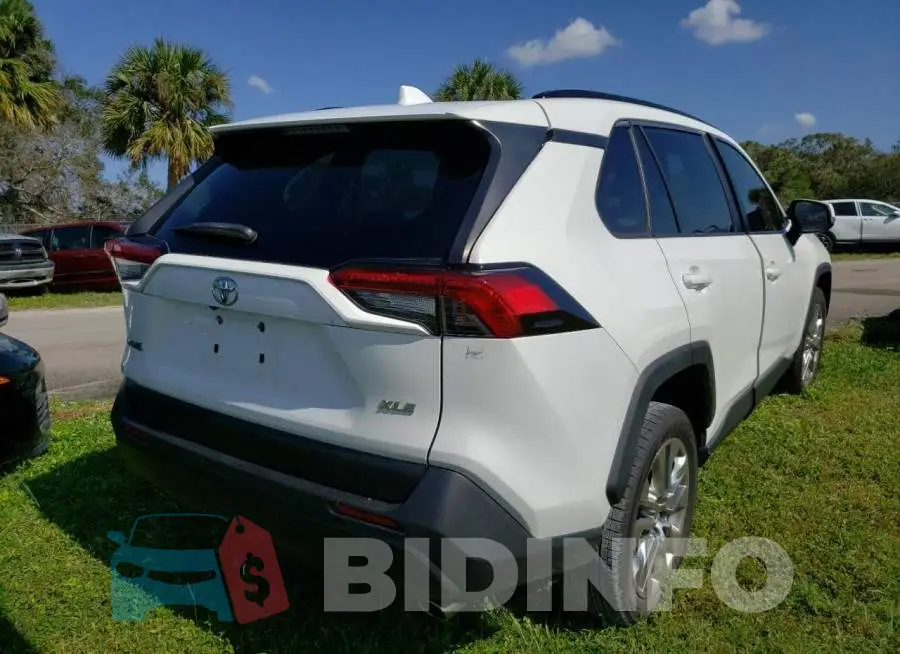 JTMC1RFV8LD054614 Photo# 4