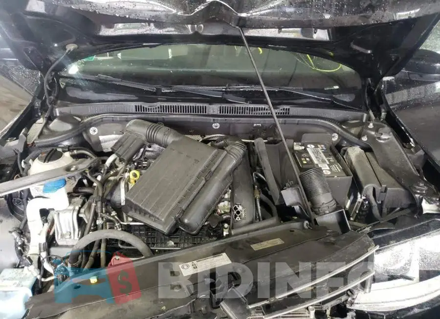 3VW2B7AJ7HM391740 Photo# 7