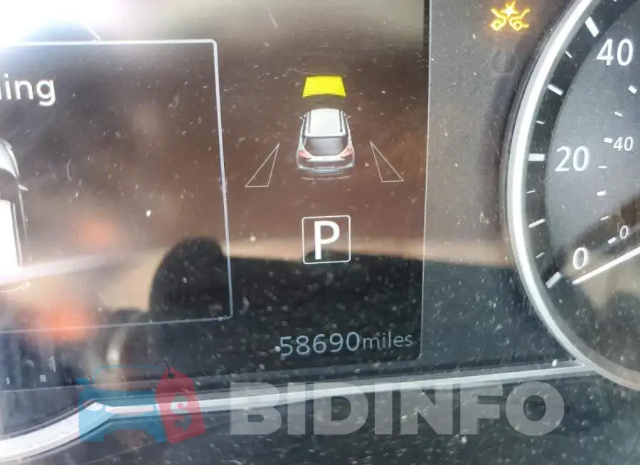 3N1CP5CU1JL528173 Photo# 8