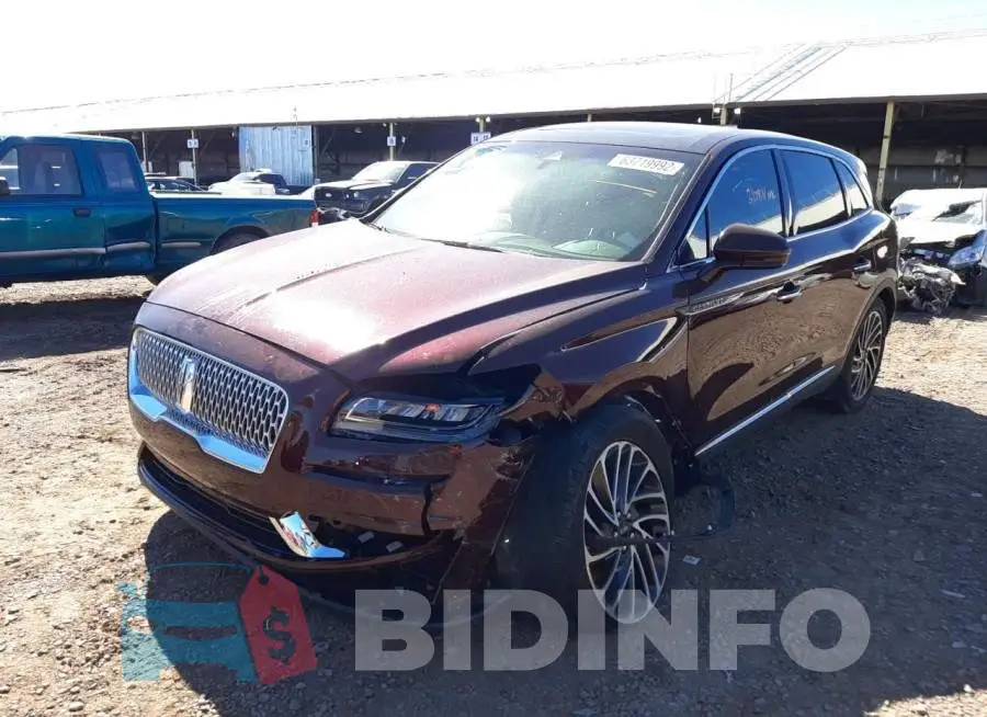 2LMPJ6LP2KBL21840 Photo# 2