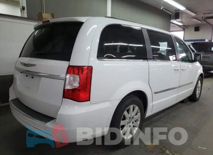 2C4RC1BG9GR206240 Photo# 4