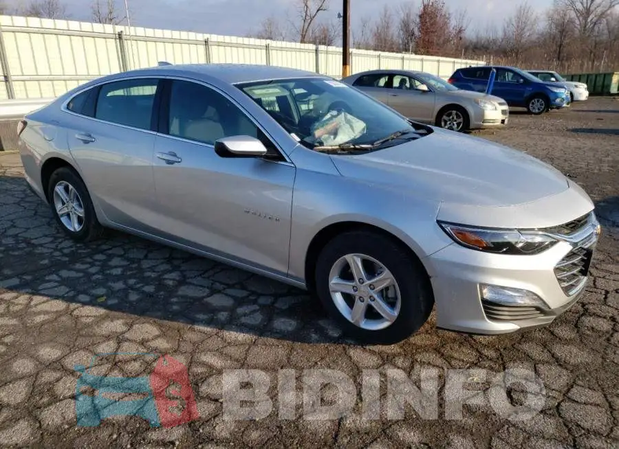 1G1ZD5ST7NF157246 Photo# 4