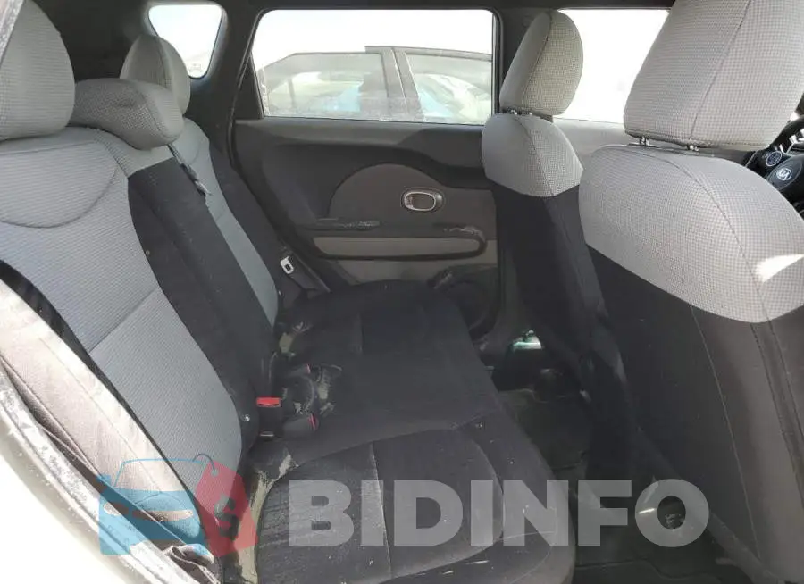 KNDJN2A22G7288915 Photo# 6