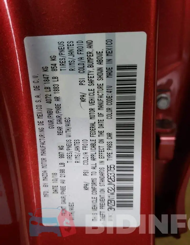 3MZBN1W32JM263765 Photo# 13