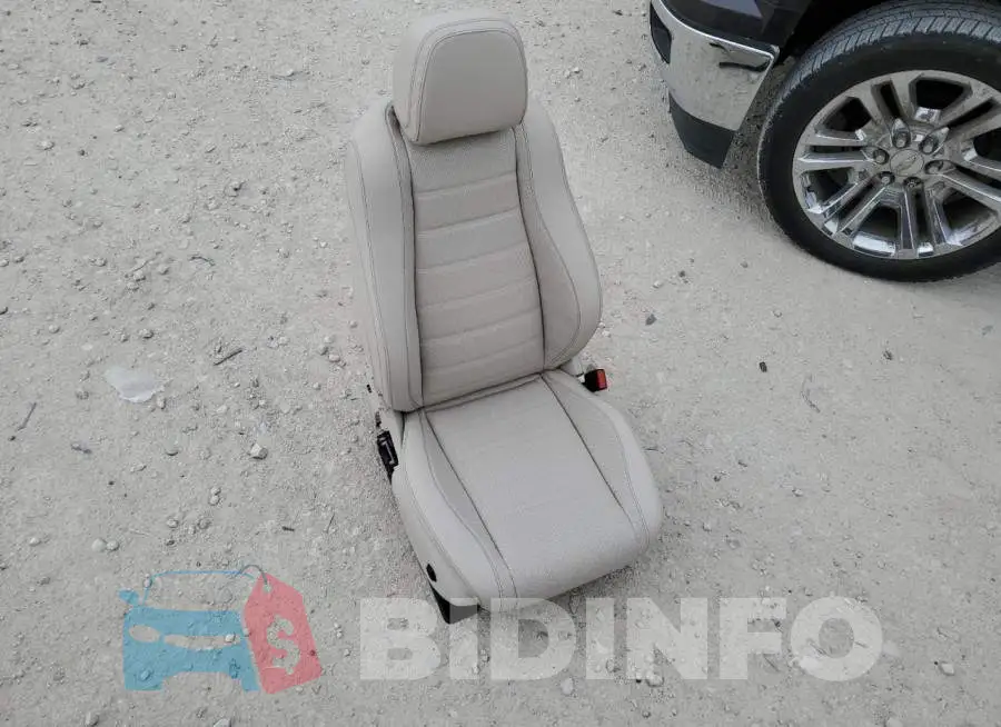 4JGFB5KB4NA819607 Photo# 13