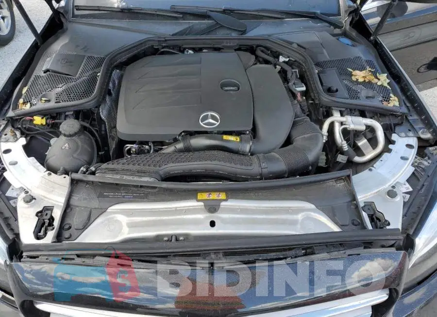 55SWF8DB1KU305058 Photo# 7