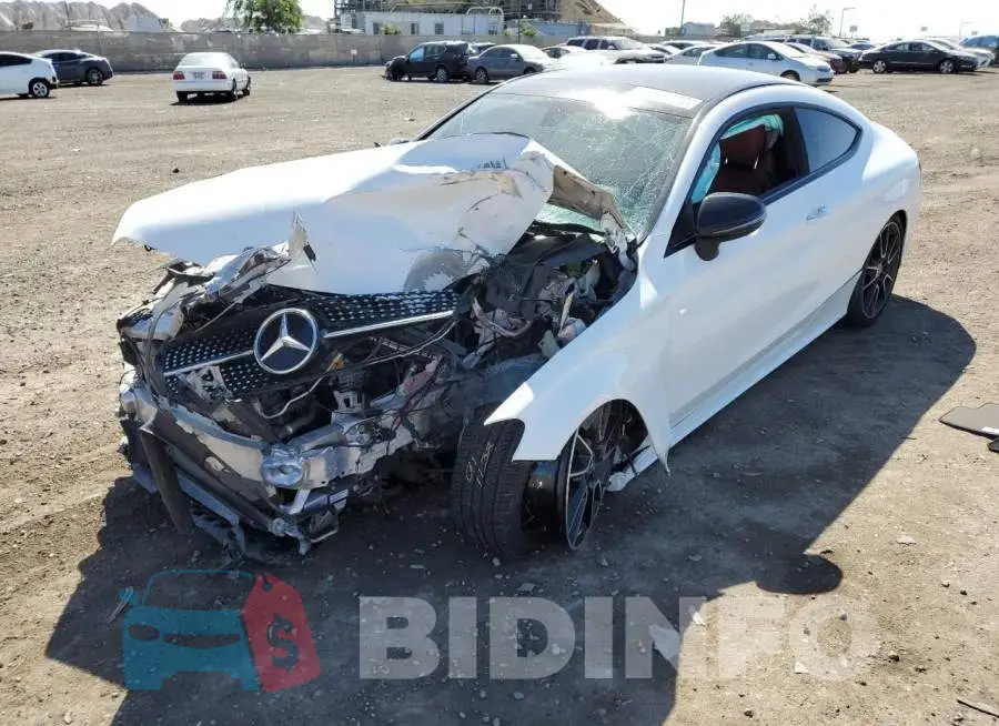 WDDWJ8DB1KF857709 Photo# 2