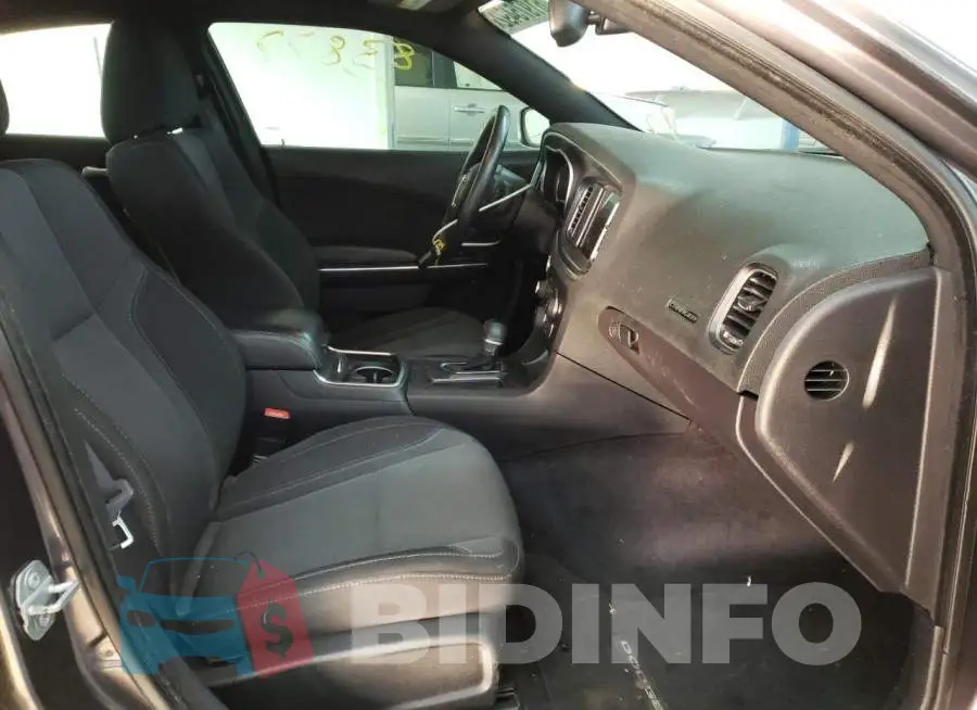 2C3CDXJG6GH259897 Photo# 5