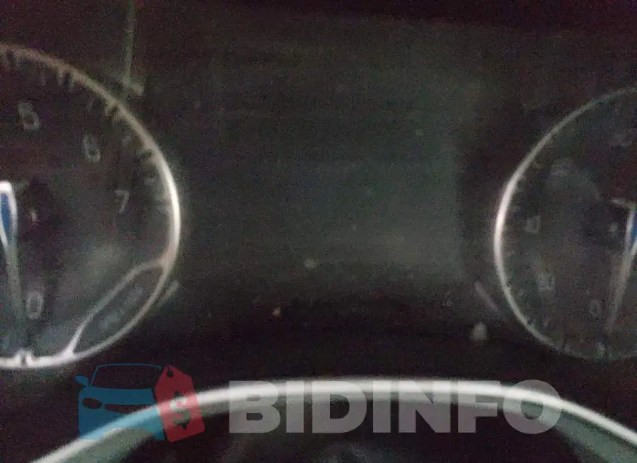 2C4RC1BG8MR535068 Photo# 9