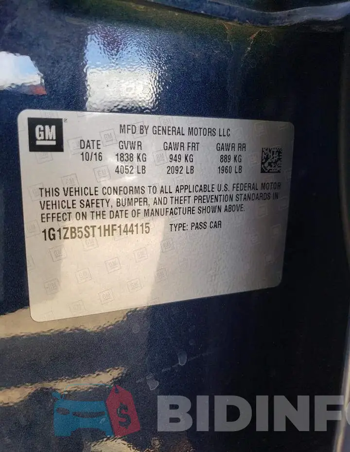 1G1ZB5ST1HF144115 Photo# 10