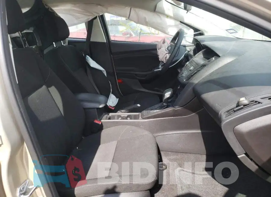 1FADP3F20JL221529 Photo# 5