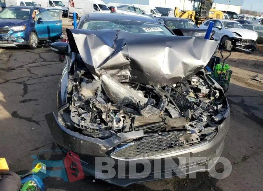1FADP3F28GL257817 Photo# 5
