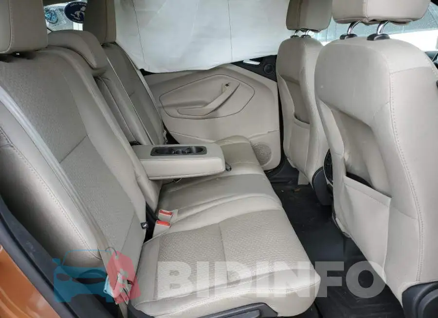 1FMCU9G99HUB62414 Photo# 6