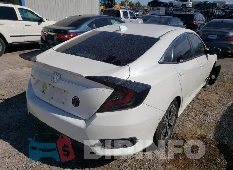 19XFC1E34HE007577 Photo# 4