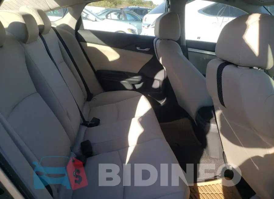 19XFC2F56HE210816 Photo# 6