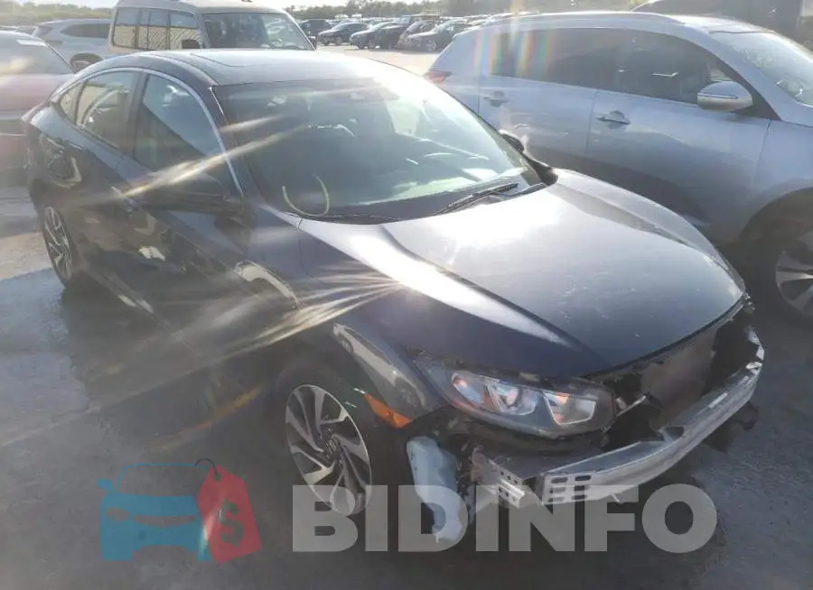19XFC2F8XGE092388 Photo# 4