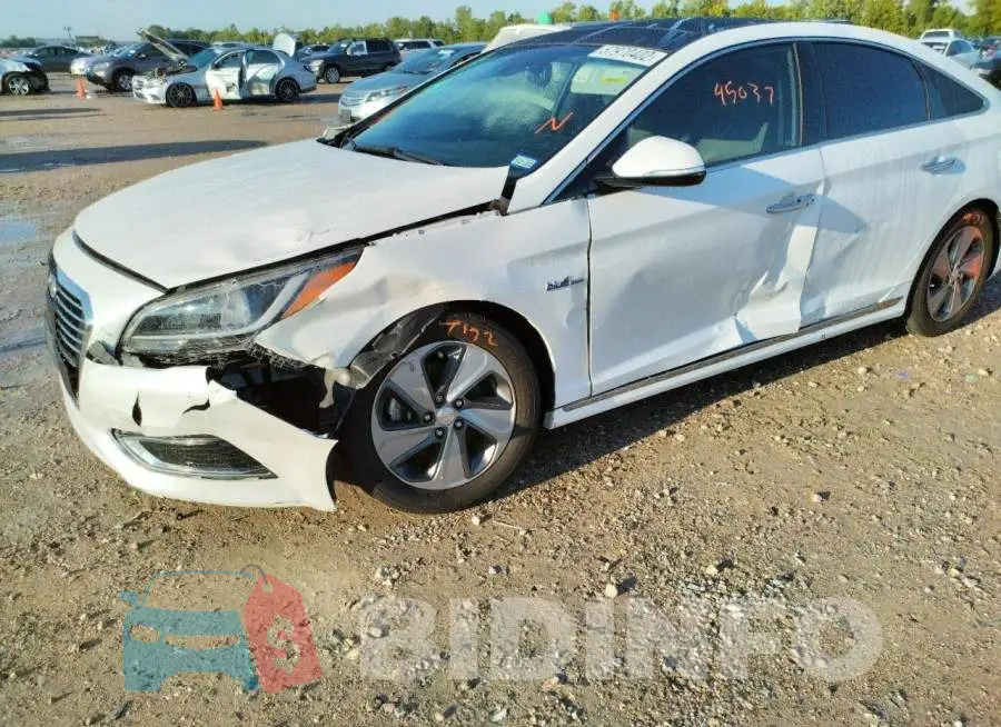 KMHE34L17GA018049 Photo# 9