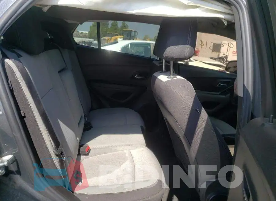 3GNCJLSB2GL180242 Photo# 6