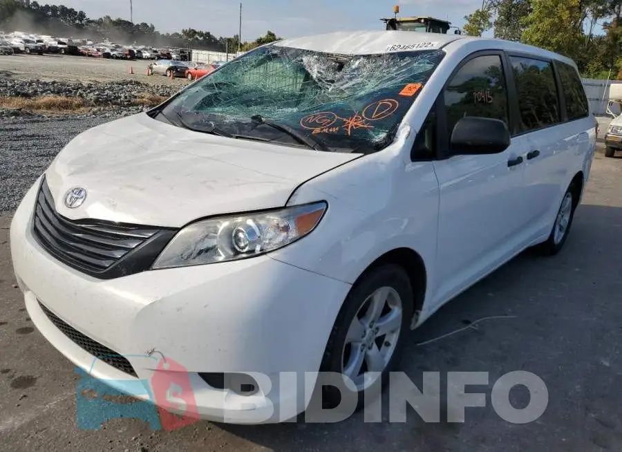 5TDZZ3DCXHS813373 Photo# 2