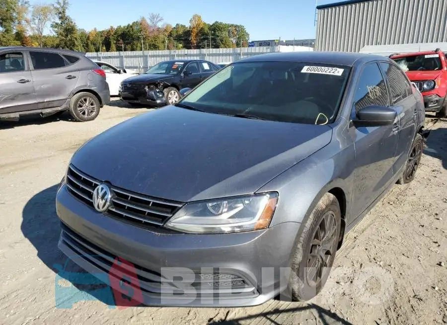 3VW167AJ2JM214941 Photo# 2