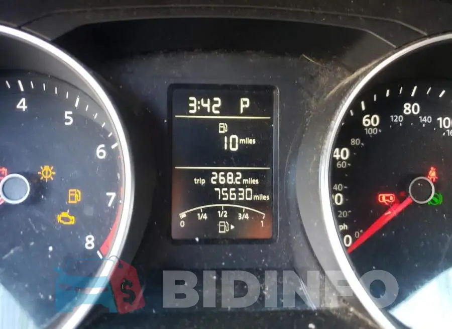3VW267AJ7GM240139 Photo# 8