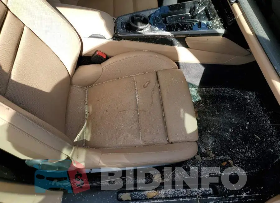 WP0AB2A96LS225927 Photo# 5