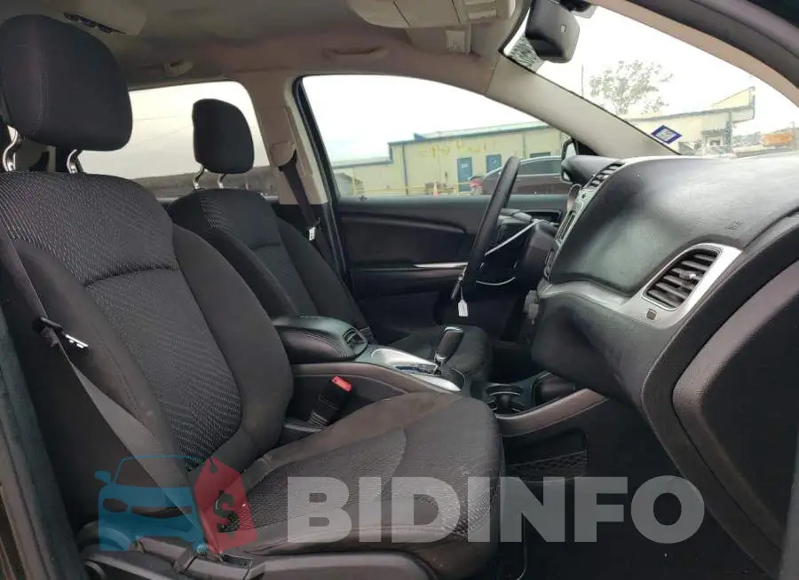 3C4PDCAB6GT245192 Photo# 5