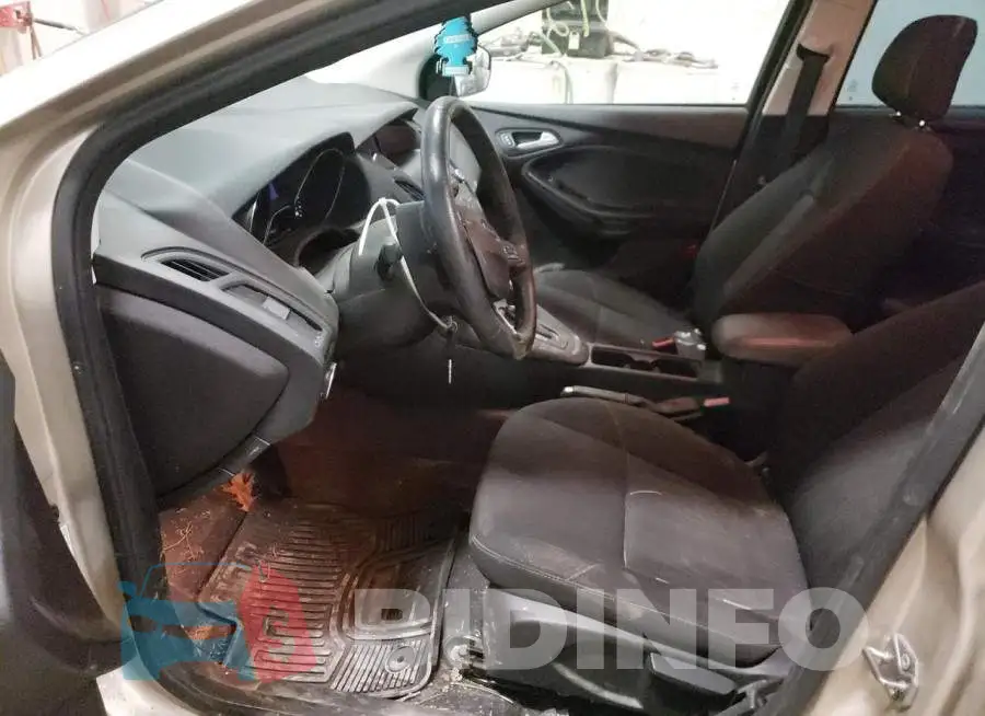 1FADP3F2XJL258667 Photo# 7