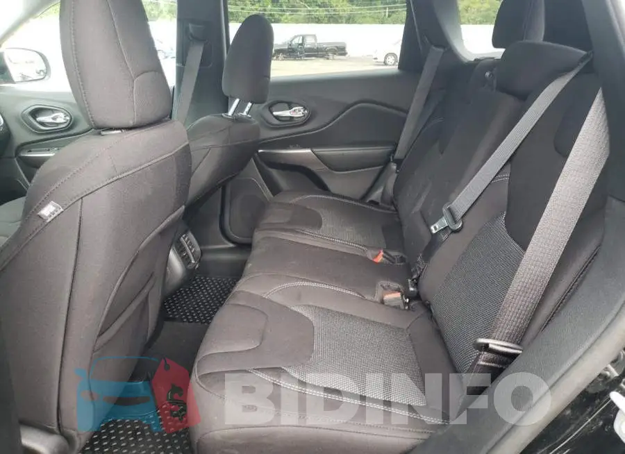 1C4PJLCB8LD618755 Photo# 6