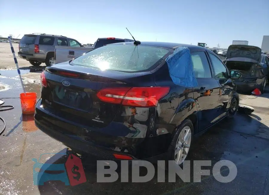 1FADP3F28GL304697 Photo# 4