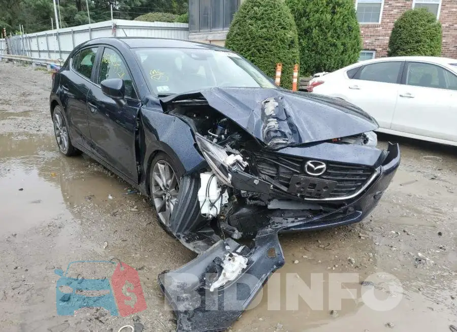 3MZBN1L37JM230488 Photo# 1