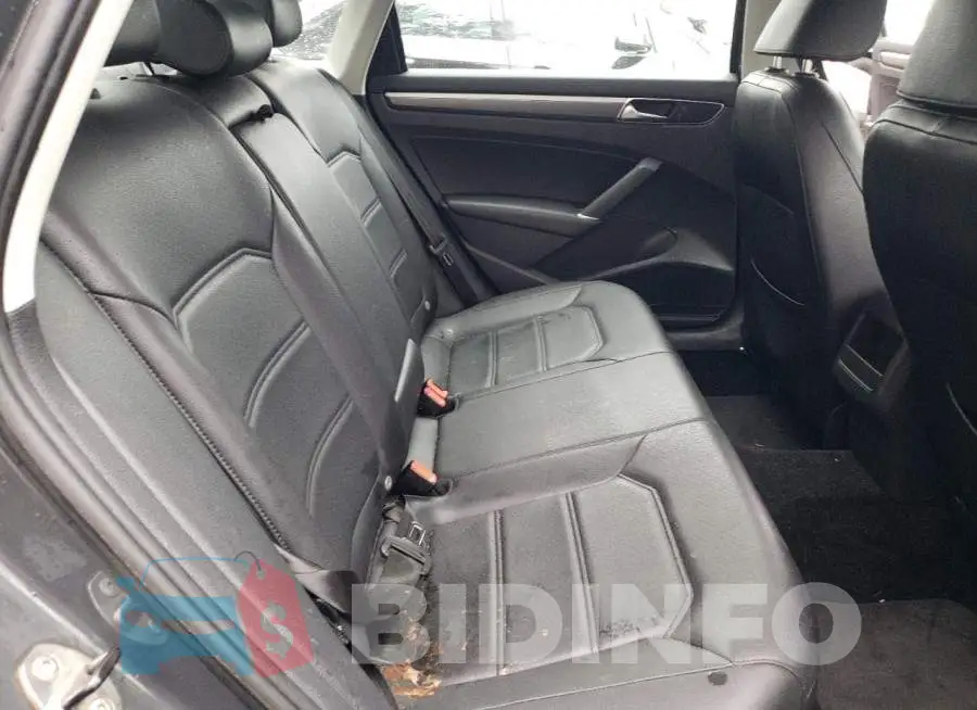 1VWDT7A34HC078251 Photo# 6